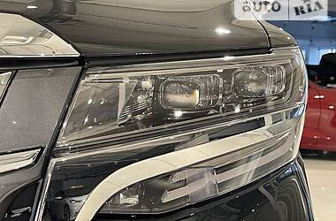 Мінівен Toyota Alphard 2021 в 
