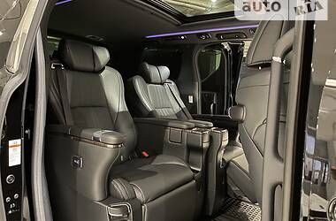 Мінівен Toyota Alphard 2021 в 