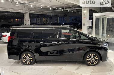 Мінівен Toyota Alphard 2021 в 