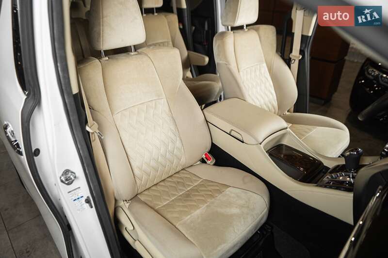 Мінівен Toyota Alphard 2023 в Одесі фото 23 Мінівен Toyota Alphard 2023 в Одесі