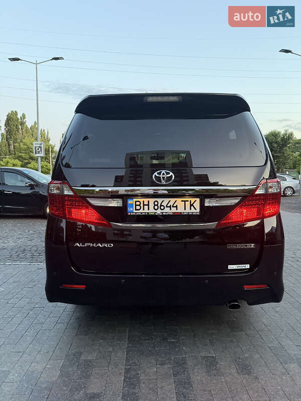 Мінівен Toyota Alphard 2014 в Одесі