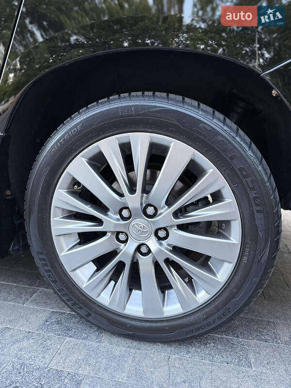Мінівен Toyota Alphard 2014 в Одесі