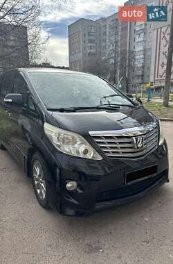 Минивэн Toyota Alphard 2011 в Чернигове