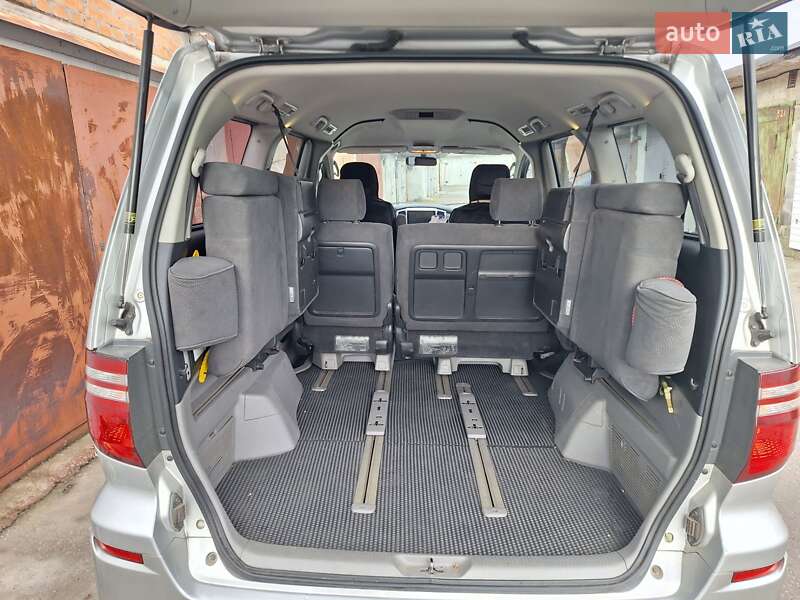 Минивэн Toyota Alphard 2005 в Киеве фото 4 Минивэн Toyota Alphard 2005 в Киеве