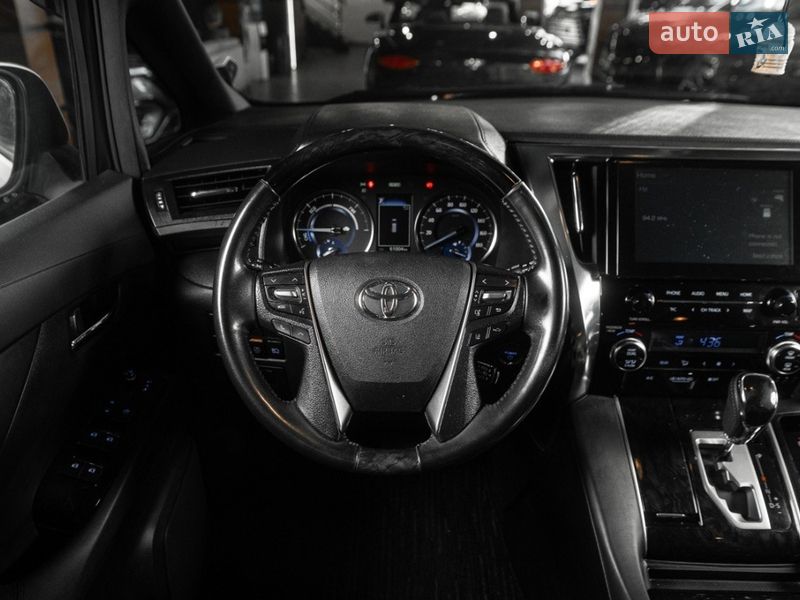 Минивэн Toyota Alphard 2020 в Одессе