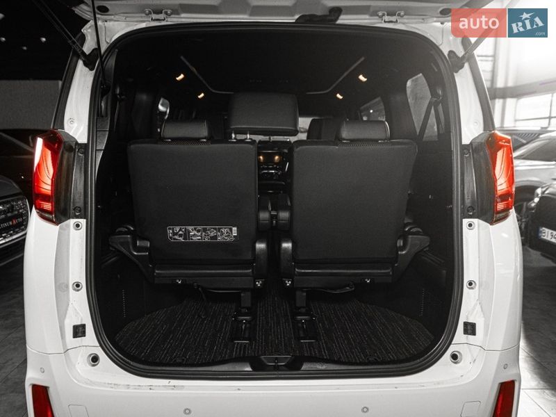 Минивэн Toyota Alphard 2020 в Одессе