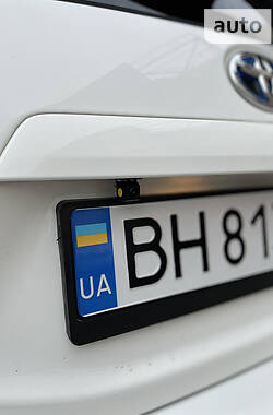 Хэтчбек Toyota Aqua 2015 в Одессе
