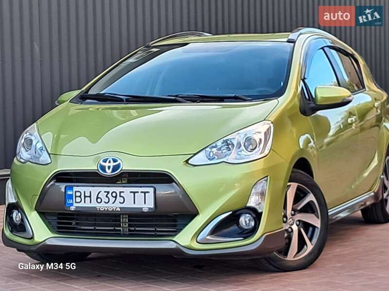 Toyota Aqua 2015