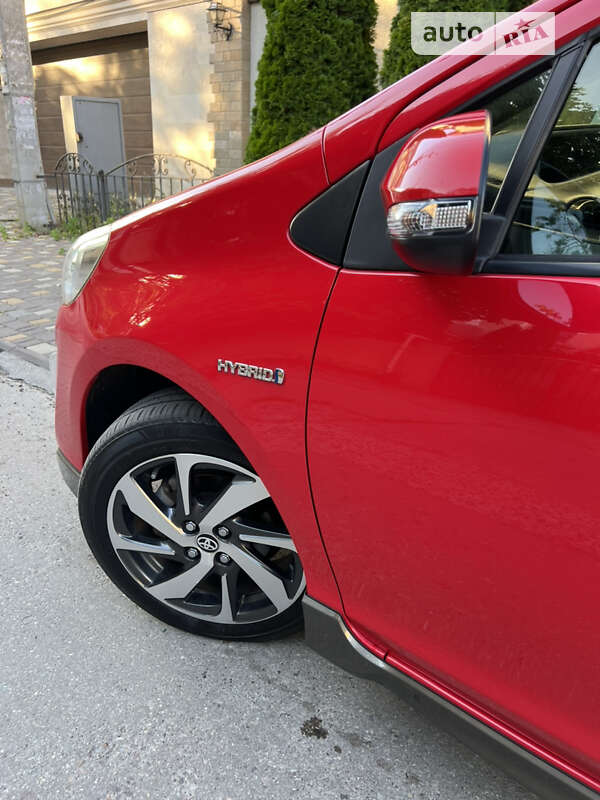 Хетчбек Toyota Aqua 2014 в Одесі