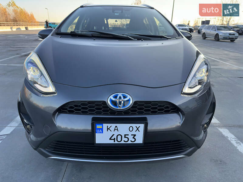 Хэтчбек Toyota Aqua 2019 в Киеве