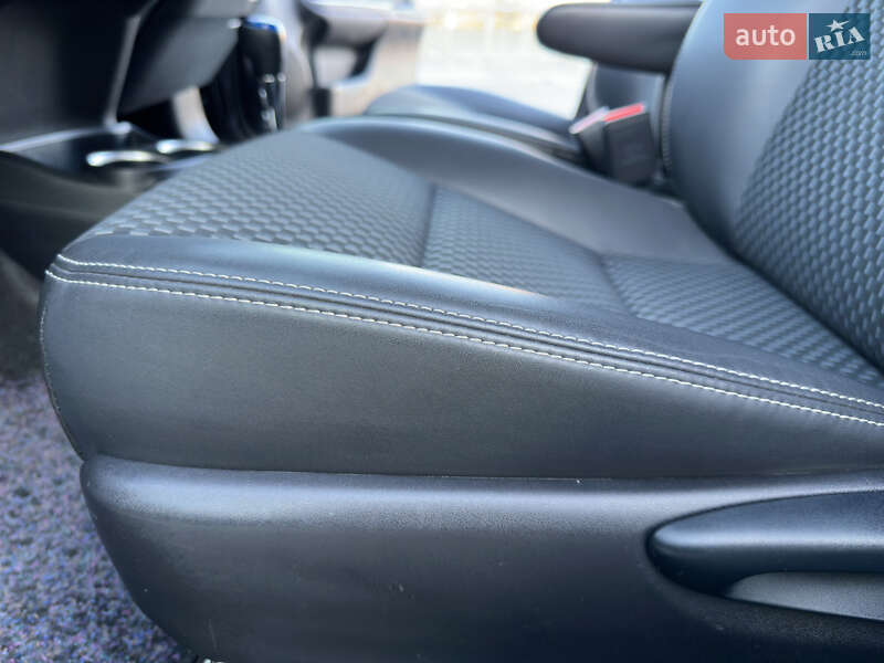 Хэтчбек Toyota Aqua 2019 в Киеве