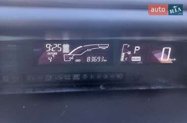 Хэтчбек Toyota Aqua 2015 в 
