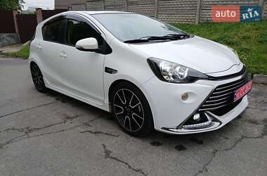 Хэтчбек Toyota Aqua 2015 в Киеве