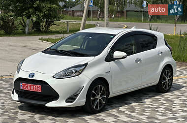 Хэтчбек Toyota Aqua 2017 в Василькове