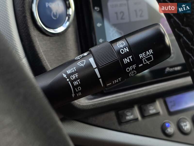 Хетчбек Toyota Aqua 2013 в Києві