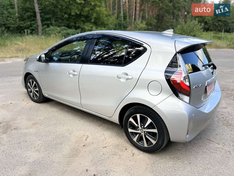 Хетчбек Toyota Aqua 2018 в Василькові