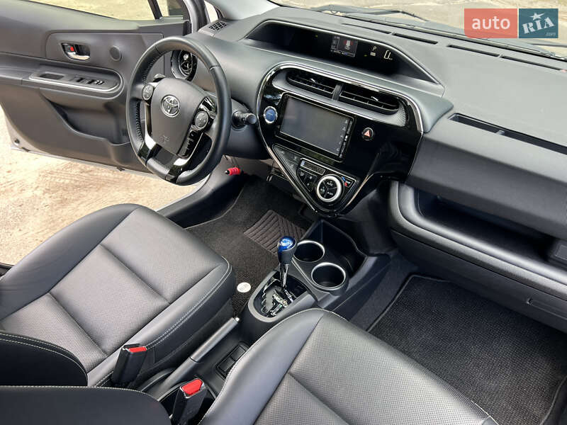Хетчбек Toyota Aqua 2018 в Василькові