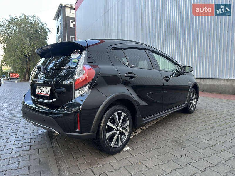 Хэтчбек Toyota Aqua 2019 в Одессе