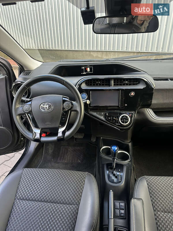 Хэтчбек Toyota Aqua 2019 в Одессе