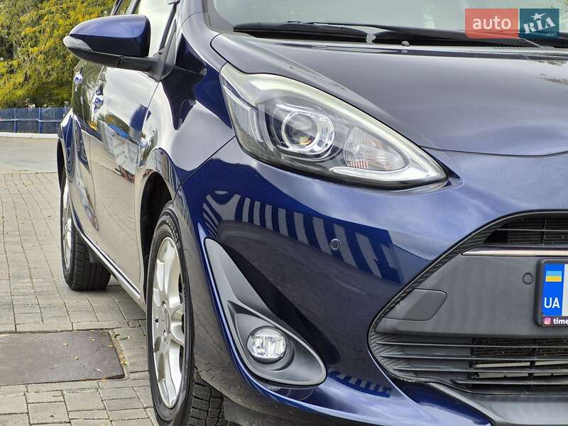 Хетчбек Toyota Aqua 2018 в Одесі