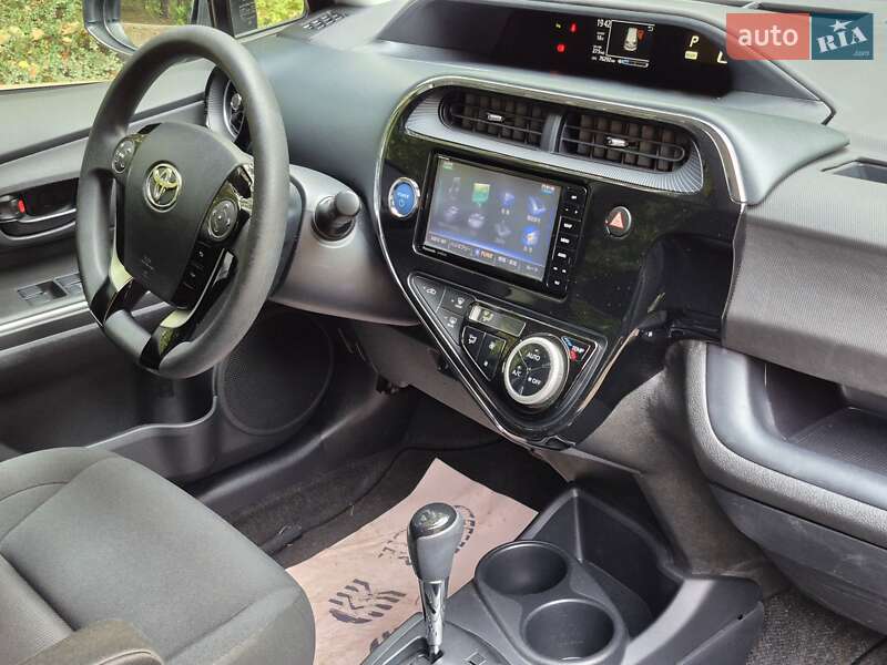 Хетчбек Toyota Aqua 2018 в Одесі