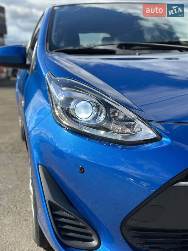 Хетчбек Toyota Aqua 2019 в Києві