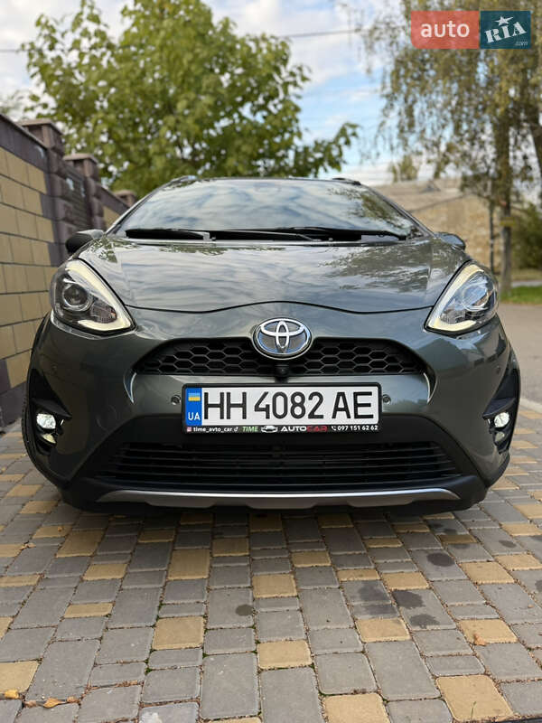 Хэтчбек Toyota Aqua 2020 в Одессе фото 5 Хэтчбек Toyota Aqua 2020 в Одессе