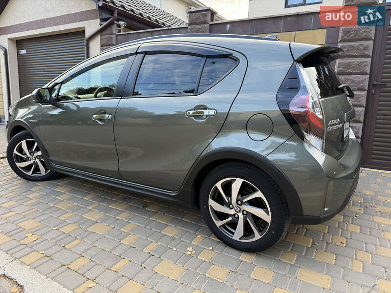 Хэтчбек Toyota Aqua 2020 в Одессе фото 9 Хэтчбек Toyota Aqua 2020 в Одессе