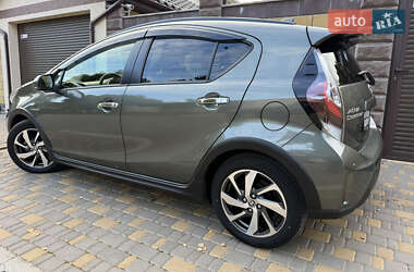 Хетчбек Toyota Aqua 2020 в 