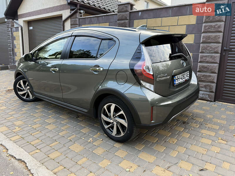 Хэтчбек Toyota Aqua 2020 в Одессе фото 11 Хэтчбек Toyota Aqua 2020 в Одессе