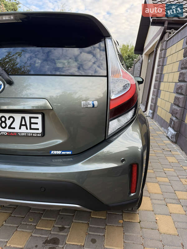 Хэтчбек Toyota Aqua 2020 в Одессе фото 17 Хэтчбек Toyota Aqua 2020 в Одессе