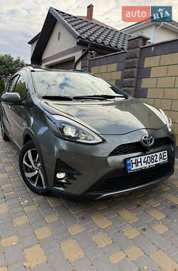 Хетчбек Toyota Aqua 2020 в 