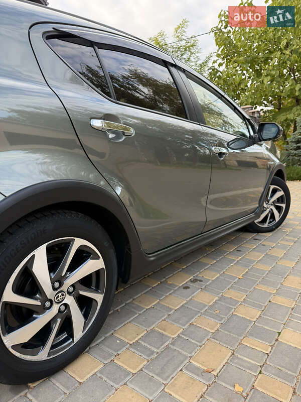 Хэтчбек Toyota Aqua 2020 в Одессе фото 52 Хэтчбек Toyota Aqua 2020 в Одессе