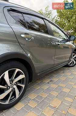 Хетчбек Toyota Aqua 2020 в 