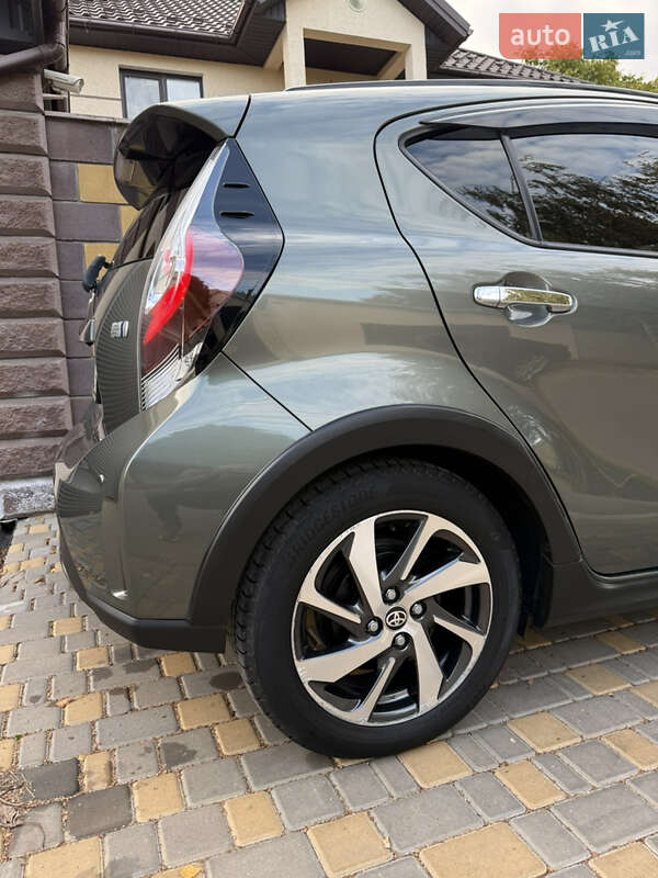 Хэтчбек Toyota Aqua 2020 в Одессе фото 53 Хэтчбек Toyota Aqua 2020 в Одессе