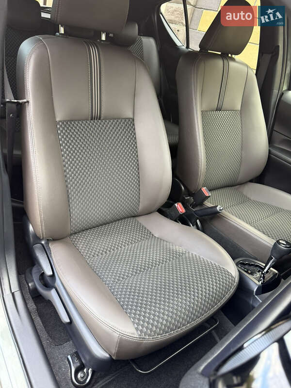 Хэтчбек Toyota Aqua 2020 в Одессе фото 86 Хэтчбек Toyota Aqua 2020 в Одессе