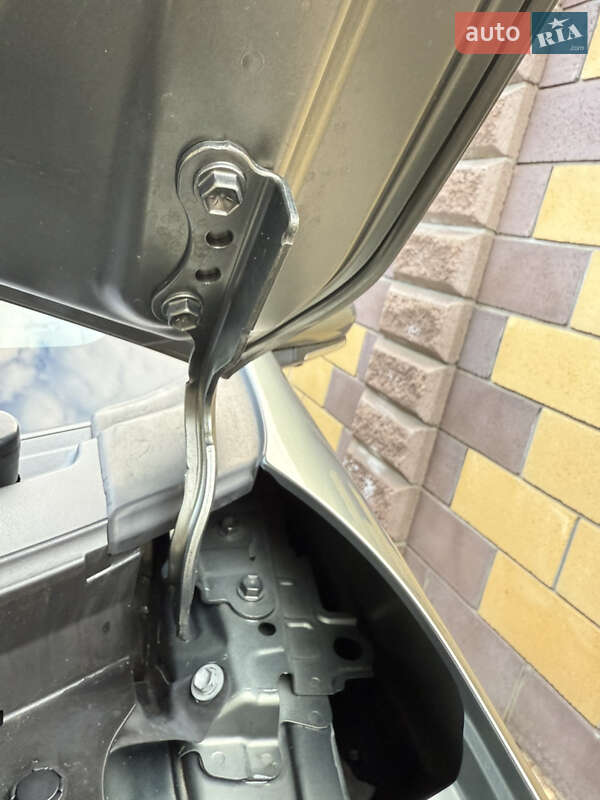 Хэтчбек Toyota Aqua 2020 в Одессе фото 107 Хэтчбек Toyota Aqua 2020 в Одессе