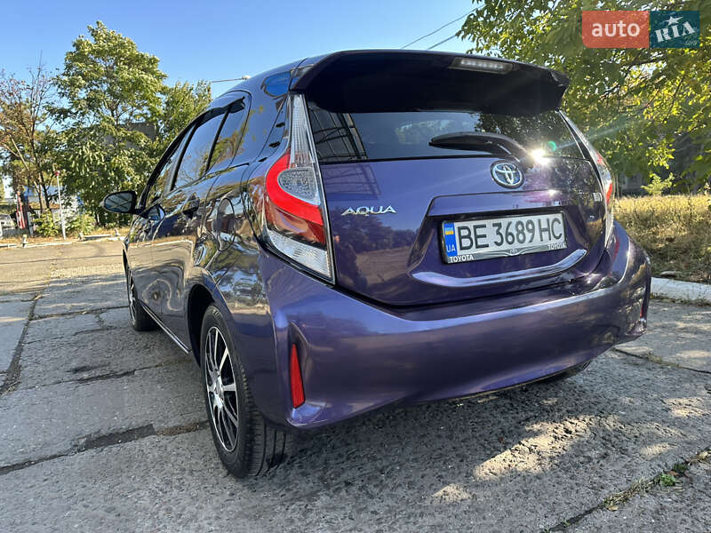 Хетчбек Toyota Aqua 2017 в Одесі