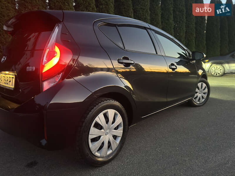 Хэтчбек Toyota Aqua 2018 в Киеве