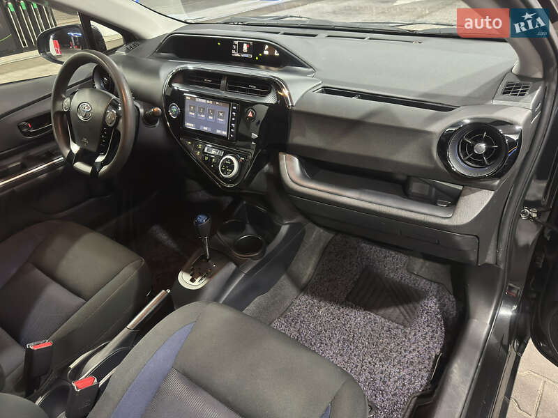 Хэтчбек Toyota Aqua 2018 в Киеве