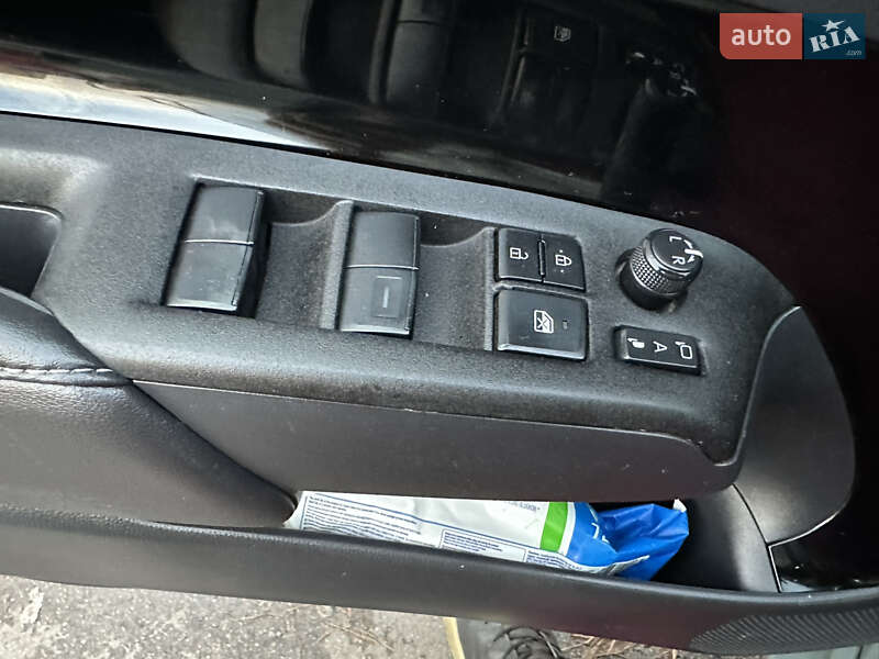 Хэтчбек Toyota Aqua 2022 в Киеве