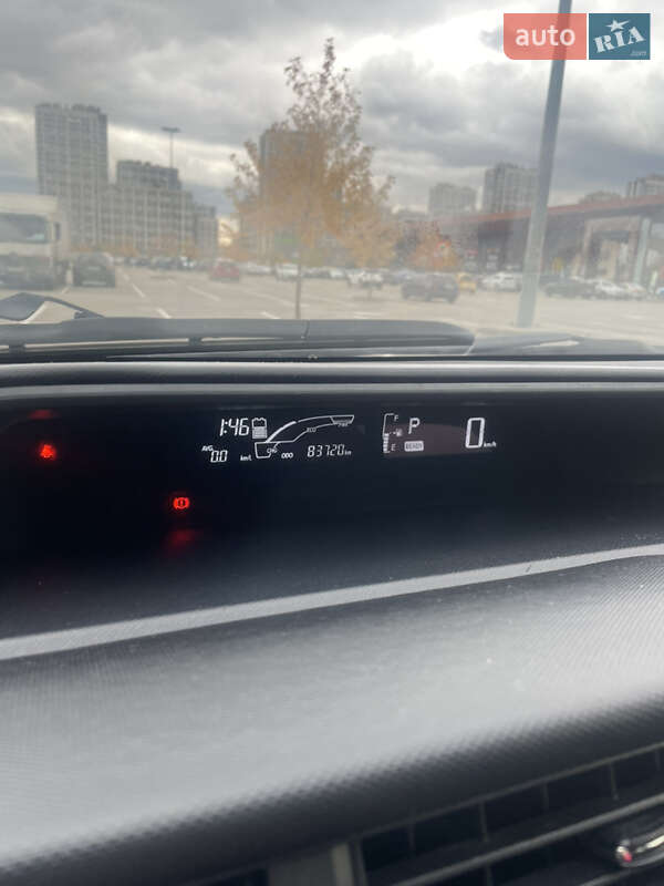 Хэтчбек Toyota Aqua 2015 в Киеве