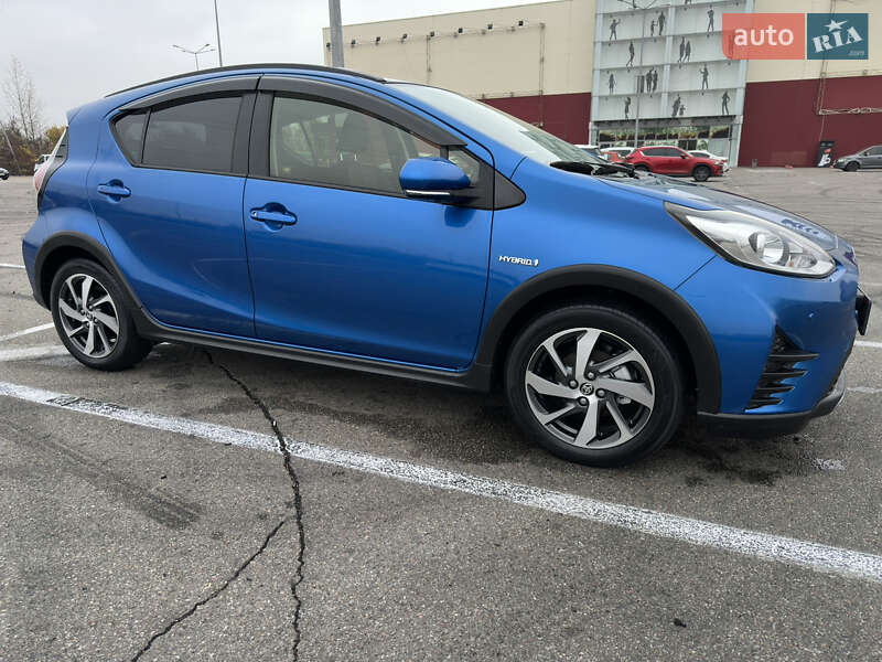 Хетчбек Toyota Aqua 2019 в Києві