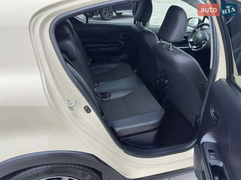 Хэтчбек Toyota Aqua 2019 в Киеве фото 34 Хэтчбек Toyota Aqua 2019 в Киеве