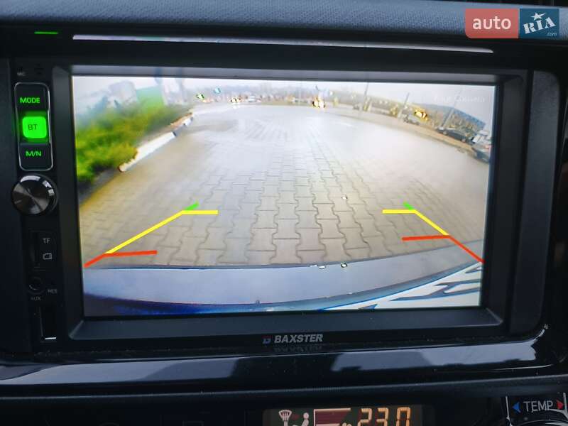 Хэтчбек Toyota Aqua 2015 в Киеве фото 27 Хэтчбек Toyota Aqua 2015 в Киеве