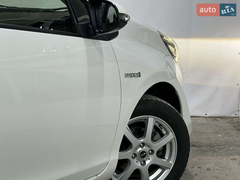 Хэтчбек Toyota Aqua 2018 в Одессе