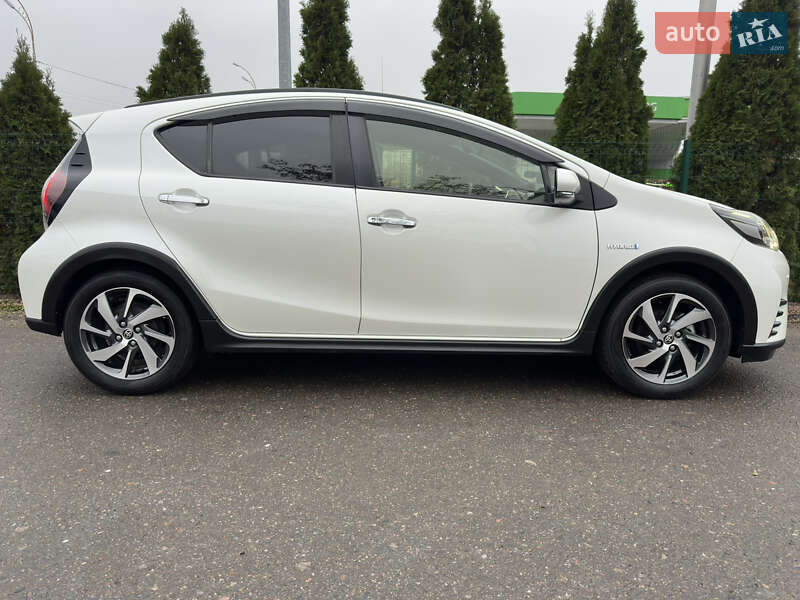 Хэтчбек Toyota Aqua 2020 в Киеве фото 24 Хэтчбек Toyota Aqua 2020 в Киеве