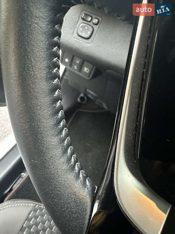 Хэтчбек Toyota Aqua 2020 в Киеве фото 59 Хэтчбек Toyota Aqua 2020 в Киеве