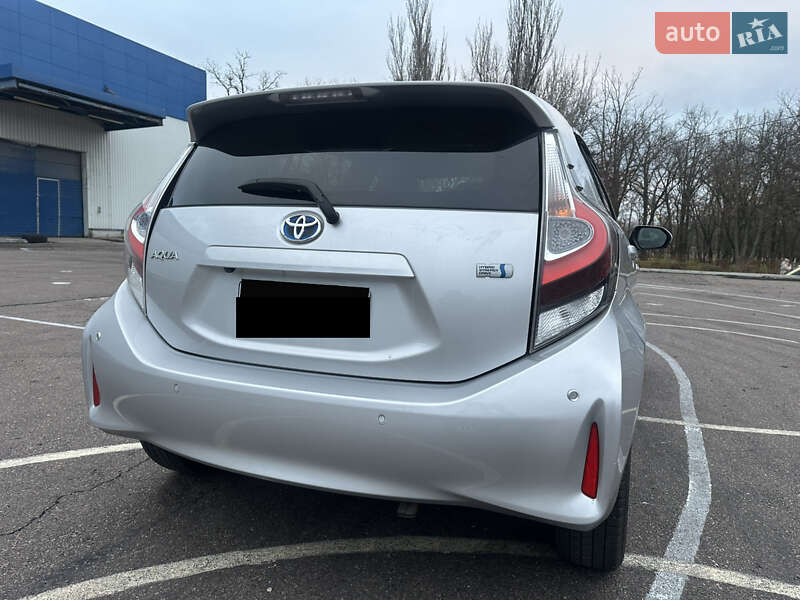 Хэтчбек Toyota Aqua 2020 в Киеве