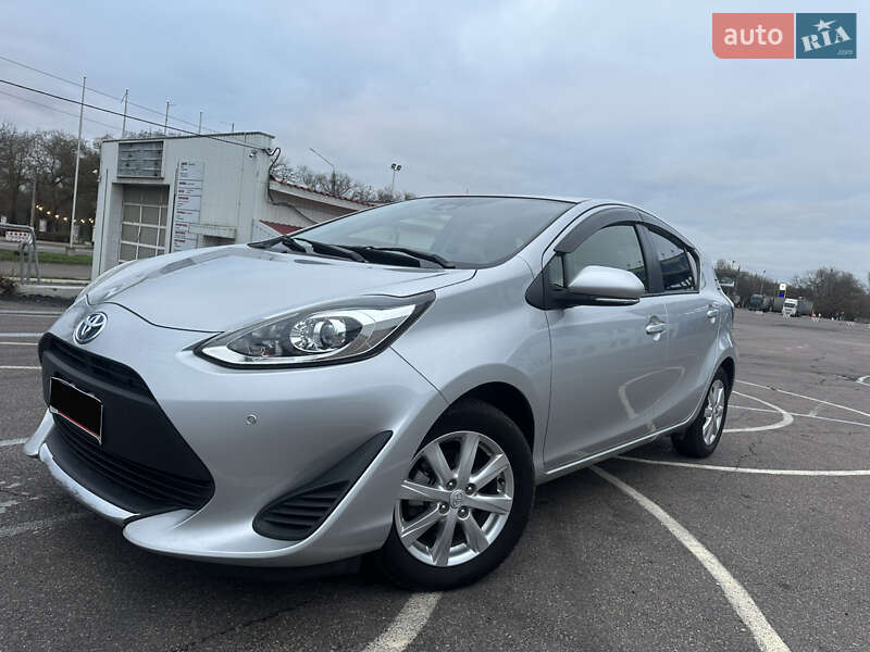 Хэтчбек Toyota Aqua 2020 в Киеве